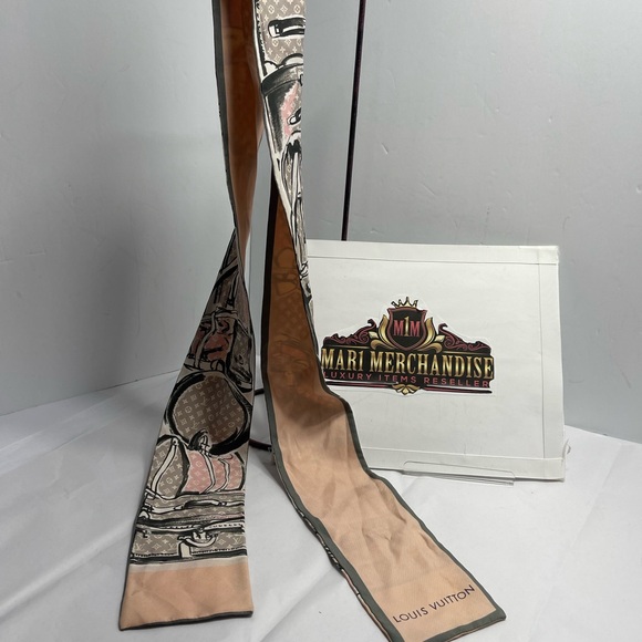 Louis Vuitton Twilly in Peach color, preloved. - Picture 2 of 10